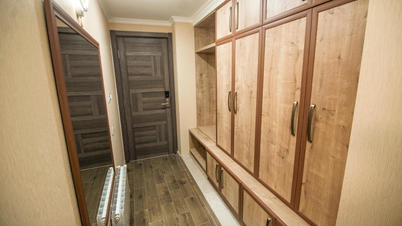 Hotel Juralius Tiflis Exterior foto